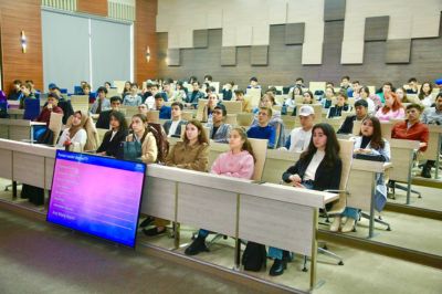 Exploring Future Majors: Undergraduate Course Presentations 