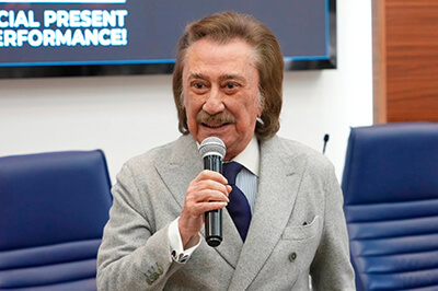 WIUT Proudly Hosts Farrukh Zakirov