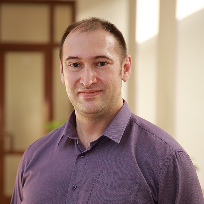 Dr. Andrey Artemenkov