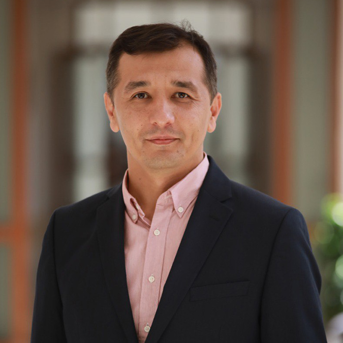 Dr. Khasan Sayfutdinov